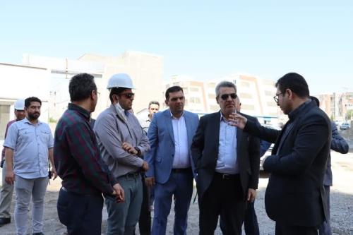 رییس بنیاد مسکن کشور از پروژه‌های نهضت ملی زنجان بازدید کرد